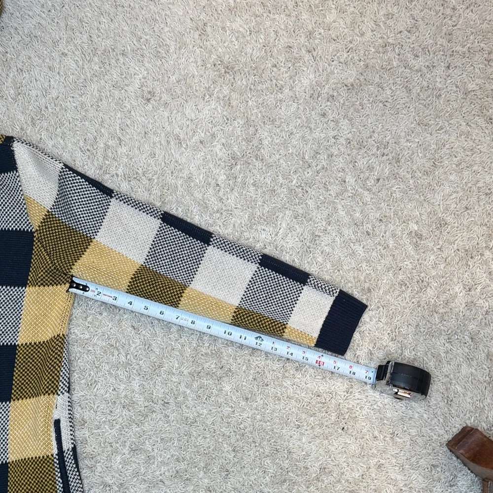 NWOT CAbi Checkered Hooded Sweater Coat, style 4229, size medium - Picture 14 of 14